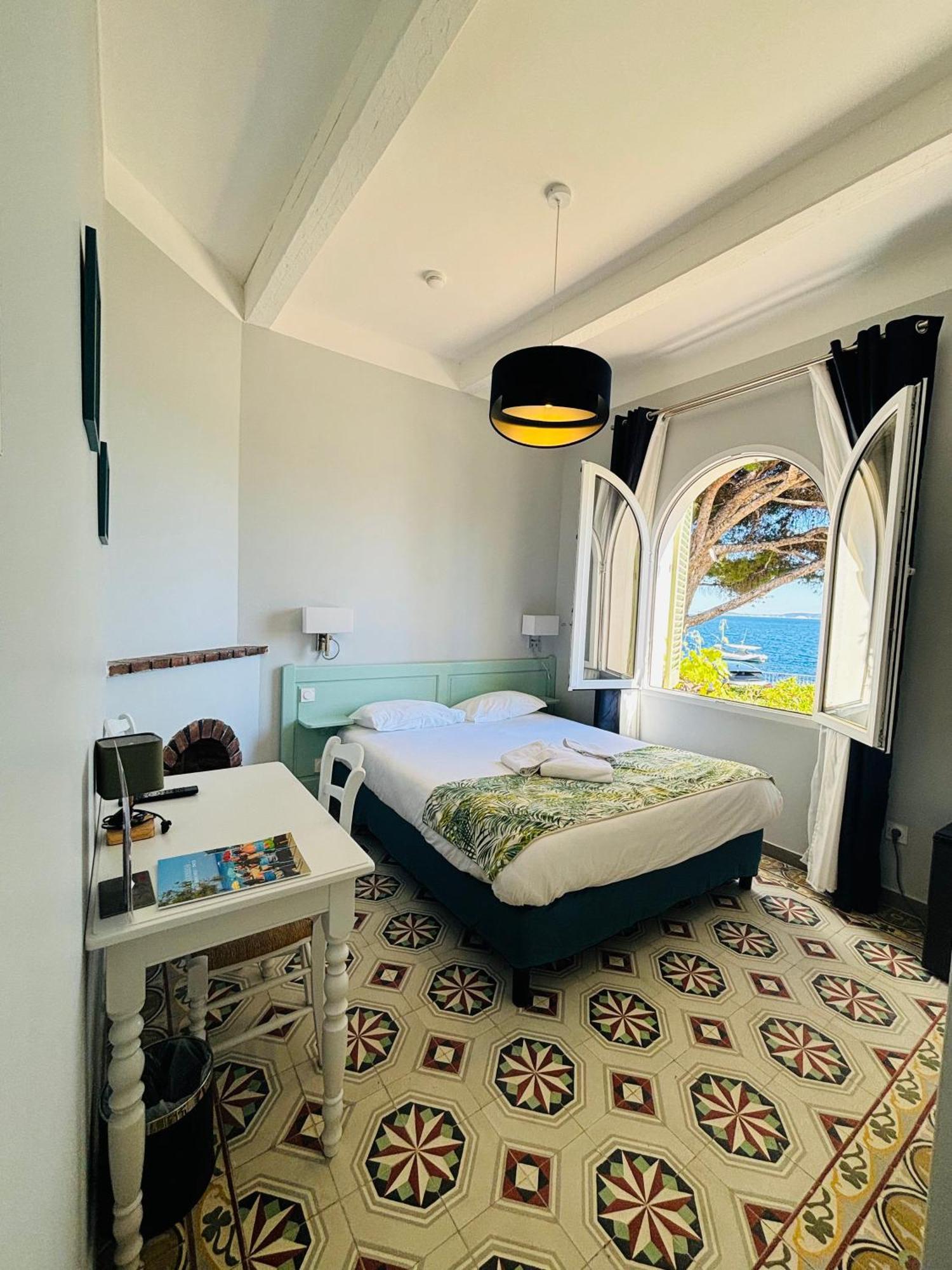 Hotel Astria 3*
